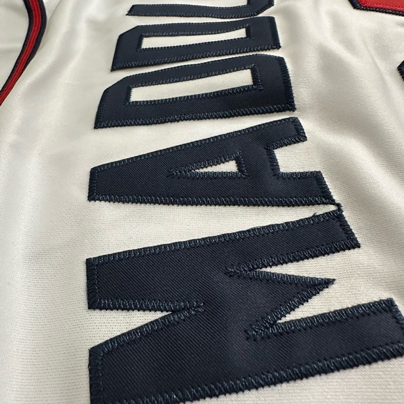 Greg Maddux Atlanta Braves 1995 World Series Patch Jersey RARE Mens XL New - Picture 7 of 8